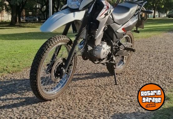 Motos - Honda Xr 150 2025 Nafta 9000Km - En Venta