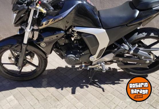 Motos - Yamaha FZ150 2016 Nafta 38000Km - En Venta