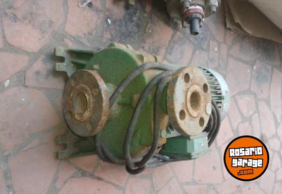 Indumentaria - Bombas de agua reparadas a nuevas. - En Venta