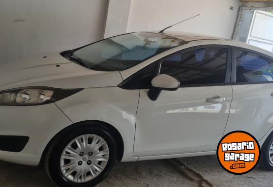 Autos - Ford Fiesta kinetic design s 2015 Nafta 138000Km - En Venta