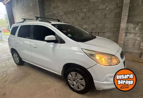 Camionetas - Chevrolet spim lt , 5 asientos full 2016 GNC 90000Km - En Venta