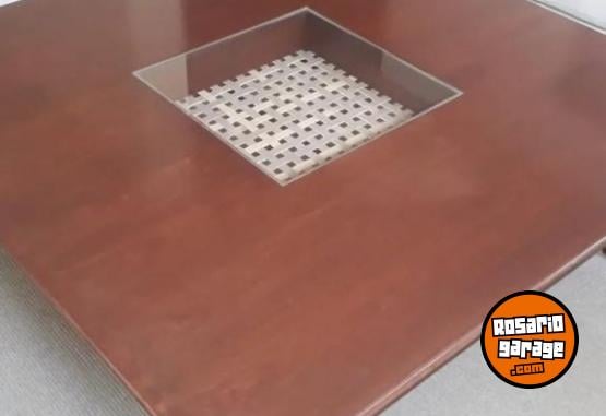 Hogar - Mesa Ratona madera maciza 1.4 0 x  1.40 - En Venta
