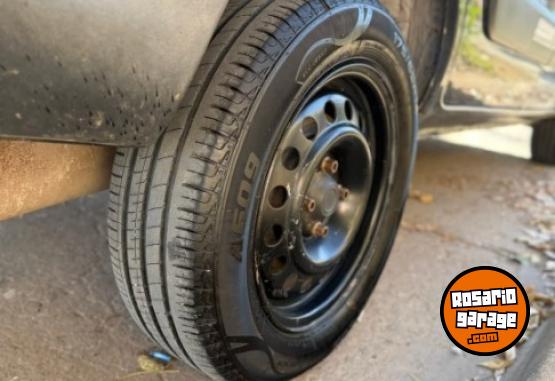Utilitarios - Renault Kangoo Partner fiorino 2016 GNC 305Km - En Venta