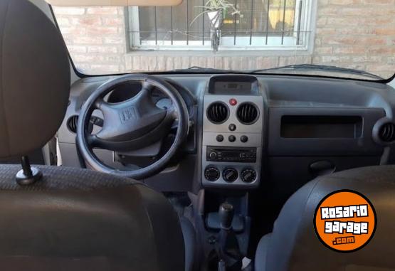 Utilitarios - Peugeot Partner furg�n confort 2011 Diesel 210000Km - En Venta