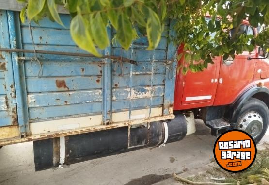 Camiones y Gr�as - 1114 20 millones - En Venta