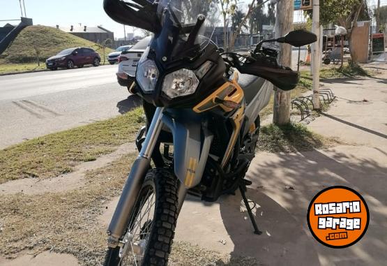 Motos - Voge 300 Rally 2023 Nafta 11500Km - En Venta