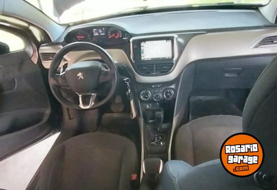 Autos - Peugeot 2008 2017 Nafta 130000Km - En Venta