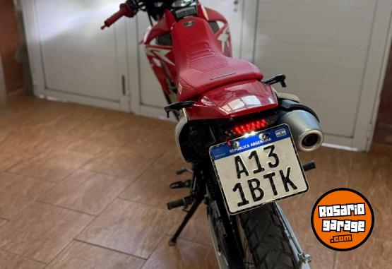 Motos - Honda Tornados 250 2021 Nafta 8200Km - En Venta