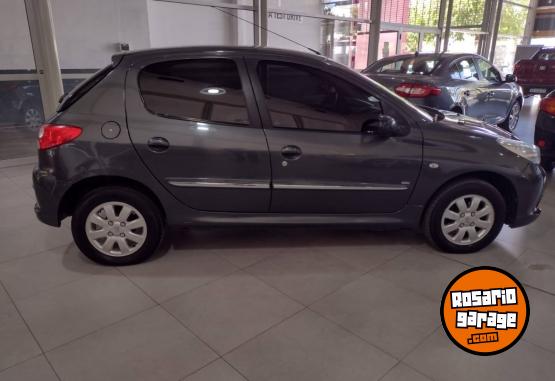 Autos - Peugeot 207 2011 Diesel 165000Km - En Venta