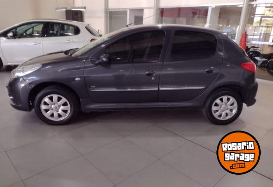 Autos - Peugeot 207 2011 Diesel 165000Km - En Venta
