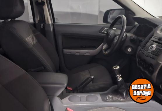 Camionetas - Ford anger xlt 3.2 4x4 Full 2014 Diesel 170000Km - En Venta