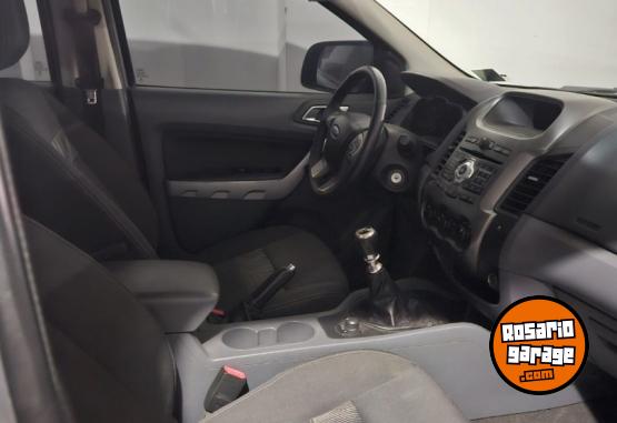 Camionetas - Ford anger xlt 3.2 4x4 Full 2014 Diesel 170000Km - En Venta