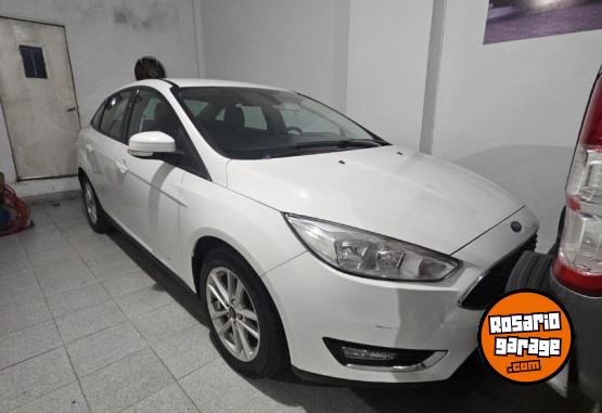 Autos - Ford focus se plus 2.0 � 2017 2017 Nafta 110000Km - En Venta