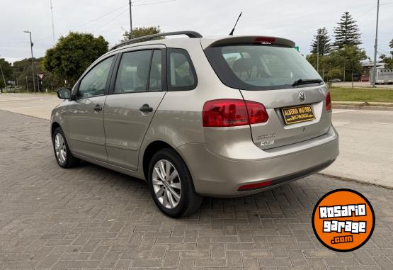 Autos - Volkswagen SURAN 1.6 TRENDLINE 2012 Nafta 120000Km - En Venta