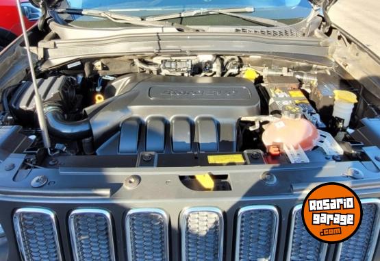 Camionetas - Chrysler Jeep Renegade Sport 2017 Nafta 90000Km - En Venta