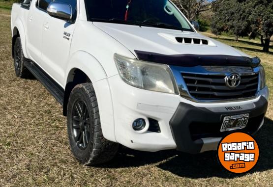 Camionetas - Toyota Hilux 2014 Diesel 240000Km - En Venta