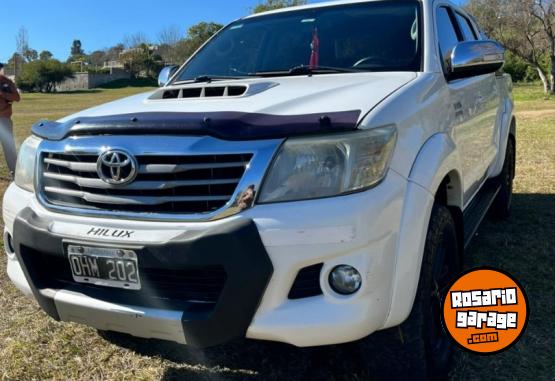 Camionetas - Toyota Hilux 2014 Diesel 240000Km - En Venta