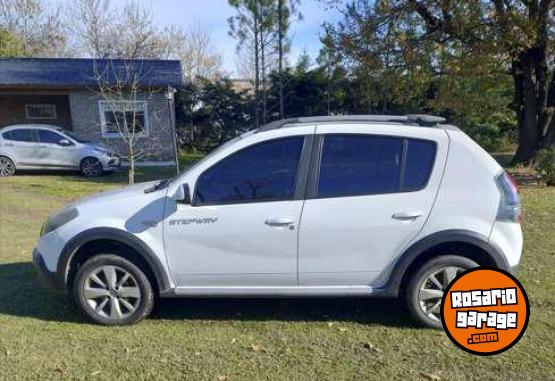 Autos - Renault Sandero Stepway 2014 GNC 127000Km - En Venta