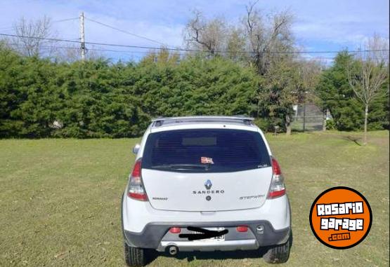Autos - Renault Sandero Stepway 2014 GNC 127000Km - En Venta