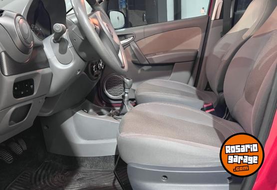 Autos - Fiat Palio Essence 1.6 2015 Nafta 99000Km - En Venta