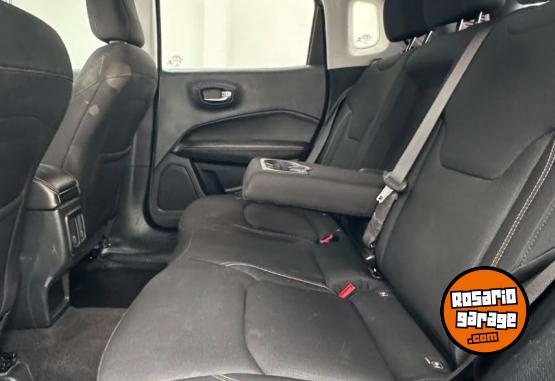 Camionetas - Jeep Compass Sport impecable 2019 Nafta 100000Km - En Venta