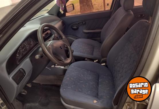 Autos - Fiat Palio 1.6 8v 2000 Nafta 230000Km - En Venta
