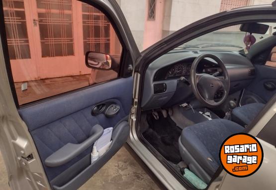 Autos - Fiat Palio 1.6 8v 2000 Nafta 230000Km - En Venta