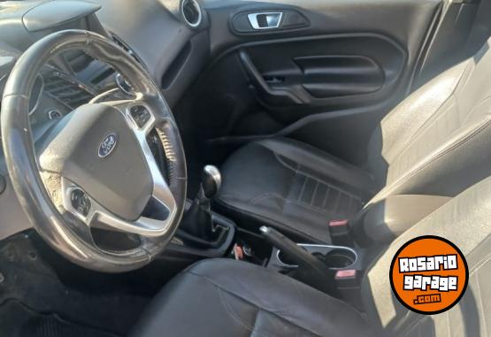 Autos - Ford Fiesta 2015 Nafta 67170Km - En Venta