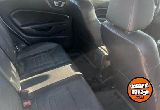 Autos - Ford Fiesta 2015 Nafta 67170Km - En Venta