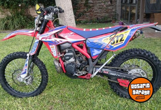 Motos - Beta 300 rr 2015 Nafta 111Km - En Venta