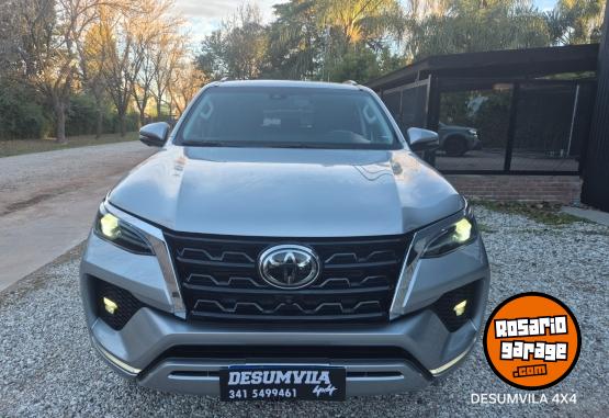 Camionetas - Toyota SW4 SRX A/T 7A 2023 Diesel 65000Km - En Venta