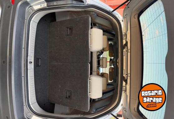 Camionetas - Chevrolet Captiva LTZ 2017 Diesel 99000Km - En Venta