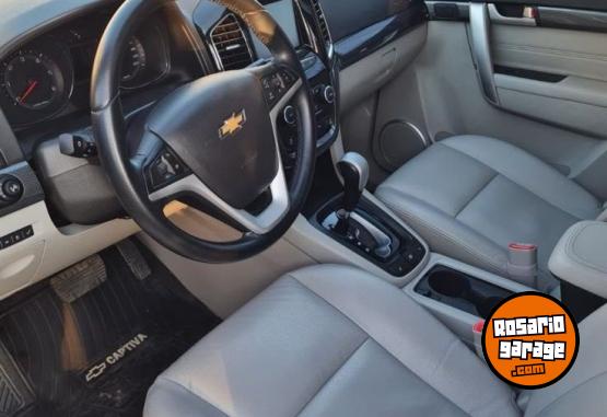 Camionetas - Chevrolet Captiva LTZ 2017 Diesel 99000Km - En Venta