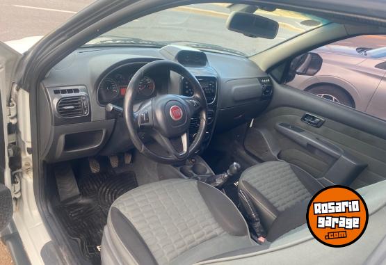 Camionetas - Fiat Strada DC 1.6 adventure 2016 GNC 181000Km - En Venta