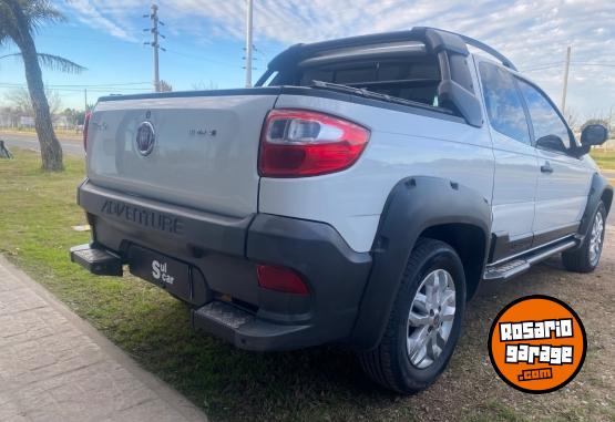 Camionetas - Fiat Strada DC 1.6 adventure 2016 GNC 181000Km - En Venta