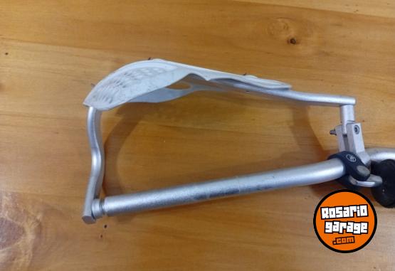 Accesorios para Motos - Manubrio Wirtz con cubre manos - En Venta
