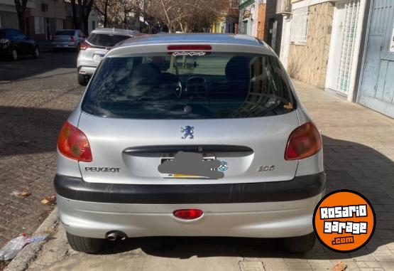 Autos - Peugeot 206 2010 Nafta 206000Km - En Venta