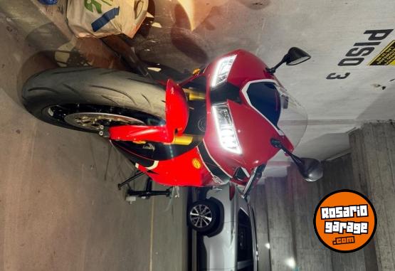 Motos - Honda CBR 600 RR 2017 Nafta 18000Km - En Venta
