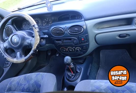 Autos - Renault Megane 1998 GNC 200000Km - En Venta