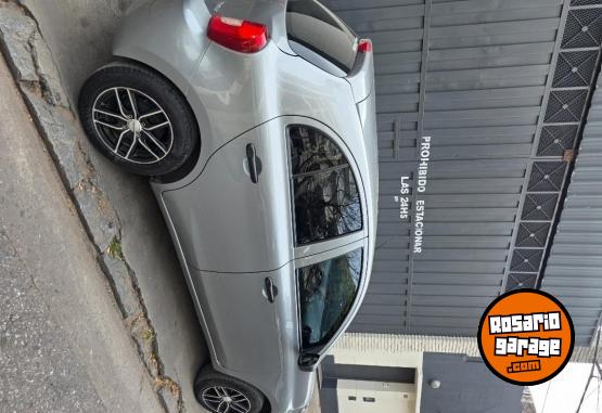 Autos - Nissan March 2018 Nafta 108000Km - En Venta