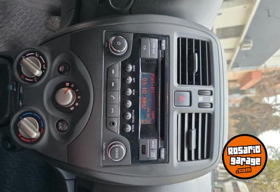 Autos - Nissan March 2018 Nafta 108000Km - En Venta