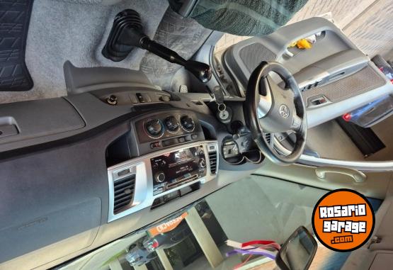 Camionetas - Toyota Hilux 2014 Diesel 240000Km - En Venta