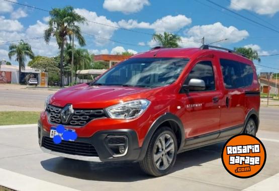 Utilitarios - Renault Kangoo stepway 2020 Diesel 80000Km - En Venta