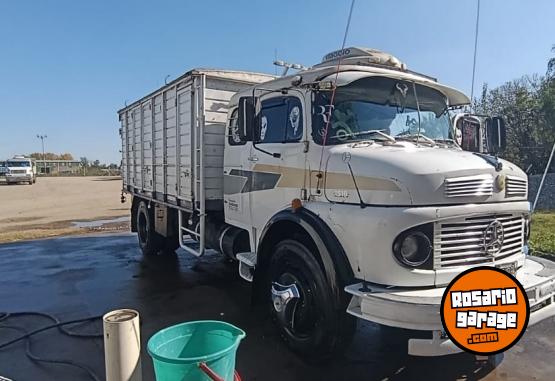 Camiones y Gr�as - Vendo - tomo menor valor hasta 15 mill. - En Venta