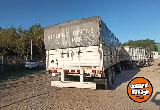 Camiones y Gr�as - Vendo - tomo menor valor hasta 15 mill. - En Venta