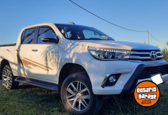 Camionetas - Toyota Hilux 2016 Diesel 198000Km - En Venta