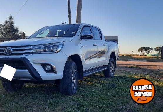 Camionetas - Toyota Hilux 2016 Diesel 198000Km - En Venta