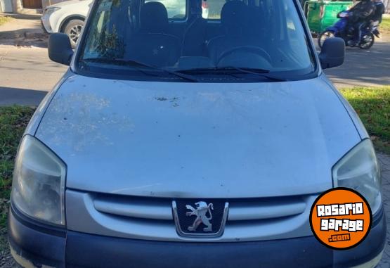 Utilitarios - Peugeot partner 2013 GNC 230000Km - En Venta