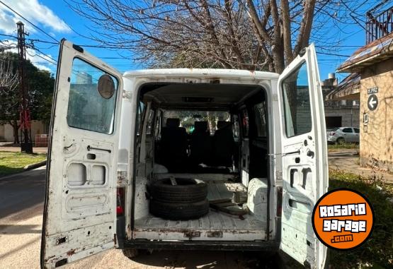 Utilitarios - Renault TRAFIC 1994 Diesel 111111Km - En Venta