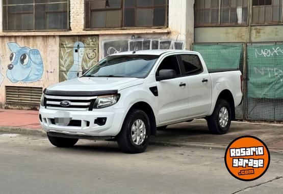 Camionetas - Ford Ranger 3.2 130.000km perm 2014 Diesel 130000Km - En Venta